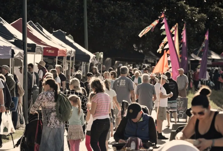People walking around Kiama Farmers Market on the South Coast