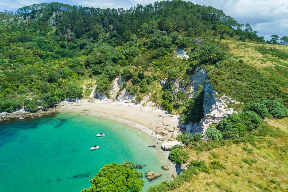 Te Whanganui-A-Hei (Cathedral Cove) Marine Reserve in Coromandel Peninsula North Island, New Zealand.